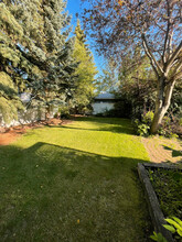 Additional property image - 9737 96 St NW