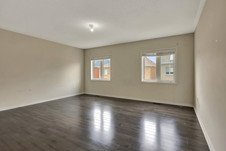 Additional property image - 865 Francine Cres