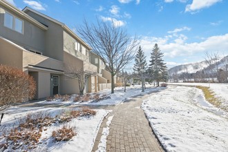 Additional property image - 107 Wintergreen Pl