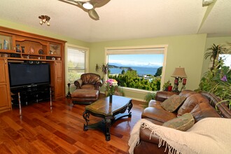 Additional property image - 2406 Departure Bay Road