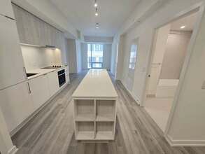 Additional property image - 302-89 Church St