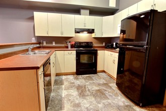 Additional property image - 6-204 Day st