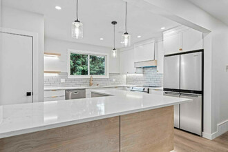 Additional property image - 7112 86 Ave NW