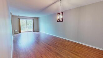 Additional property image - 245 Queen St W