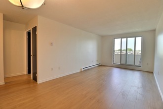 Additional property image - 1104 Jalna Boulevard