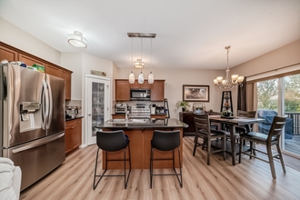 Additional property image - 1120 Kingston Crescent SE