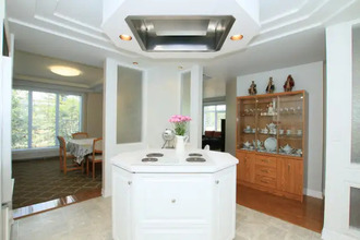 Additional property image - 505 Canyon Meadows Dr SW
