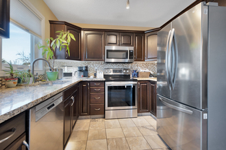 Additional property image - 10 Root Close
