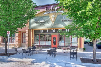 Additional property image - 118-4th Avenue SW
