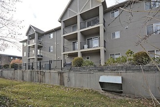 Additional property image - Unit 209, 1422 Centre A St NE