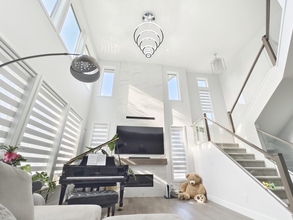 Additional property image - 10295 166B St