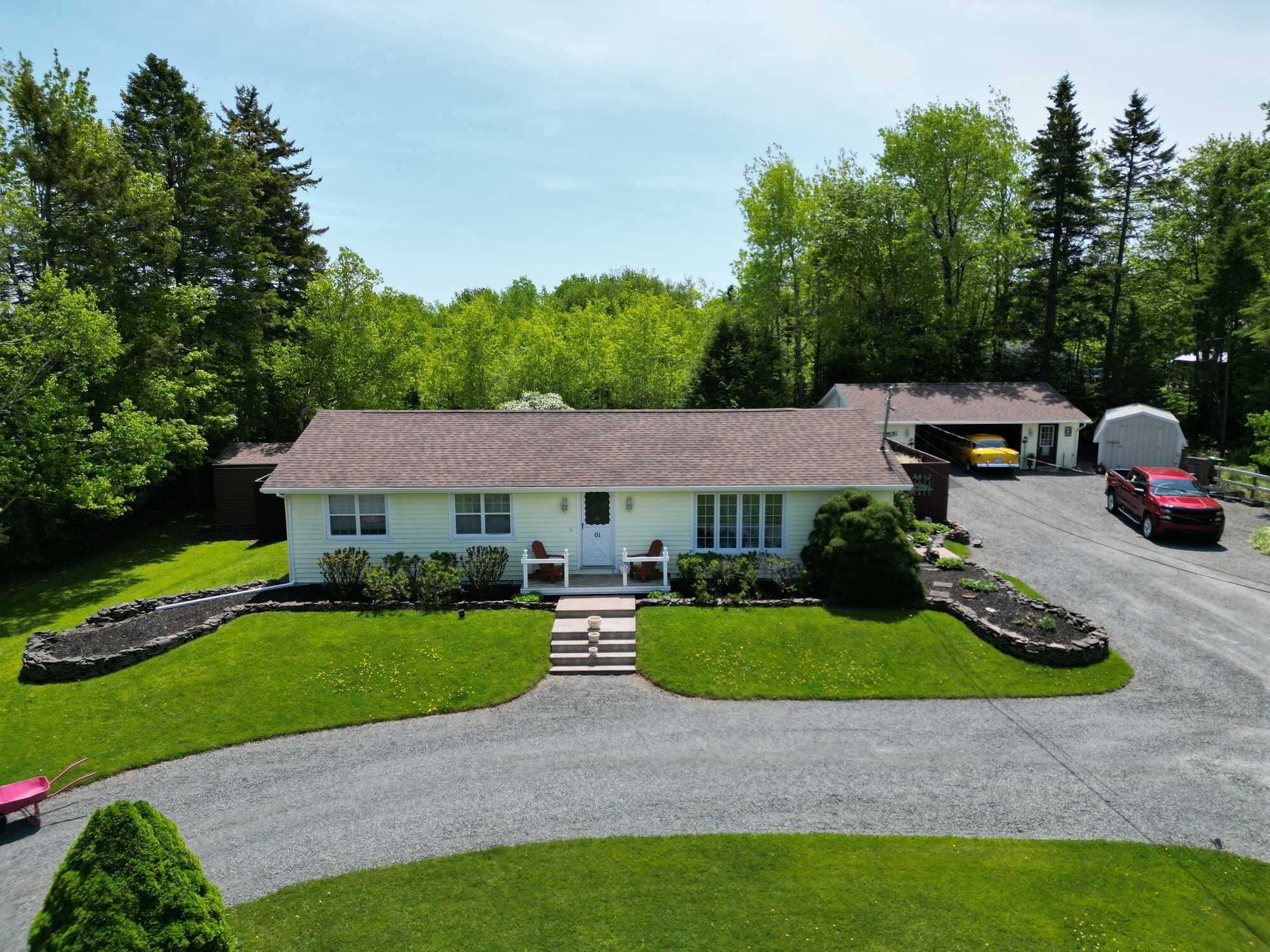 Listi - 61 Franklin Dr