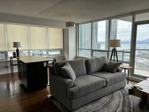 Additional property image - 2240 Lake Shore Blvd W