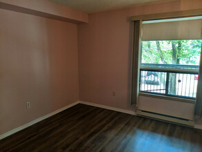 Additional property image - 9 Arden Ave
