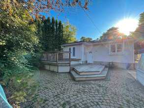 Additional property image - 9737 96 St NW