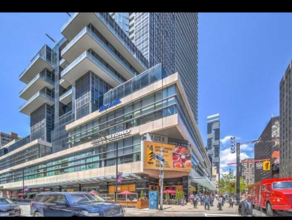 Additional property image - 386 Yonge Street,
