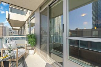 Additional property image - 1106-500 Sherbourne St
