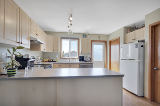 Additional property image - 65 Keen Crescent
