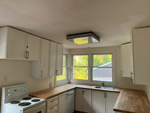 Additional property image - 469 Garner Rd E