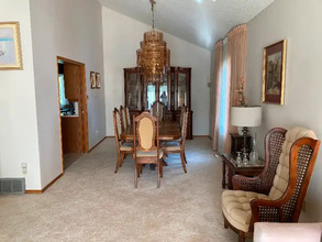 Additional property image - 11119 118 St NW