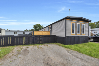 Additional property image - 5344 76 Street