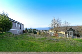 Additional property image - 4666 Laguna Way
