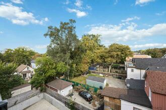 Additional property image - 100 Coxwell Ave