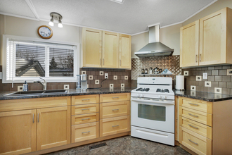 Additional property image - 117 Parkland Acres