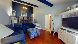 Additional property image - 170 Parkside Dr E