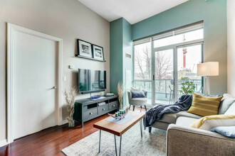 Additional property image - 16 Yonge Street