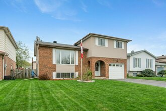 Property image - 443 Meadowvale Crescent