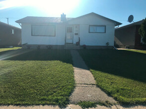Additional property image - #13040 72 Street Northwest