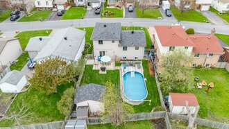 Additional property image - 443 Meadowvale Crescent