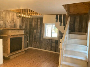 Property image - 106 Home St N