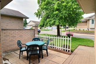 Additional property image - 861 Shelborne