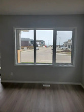 Additional property image - 1286 McConachie Blvd NW