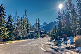 Additional property image - 1030 Rundleview Drive