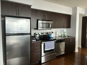 Additional property image - 2240 Lake Shore Blvd W